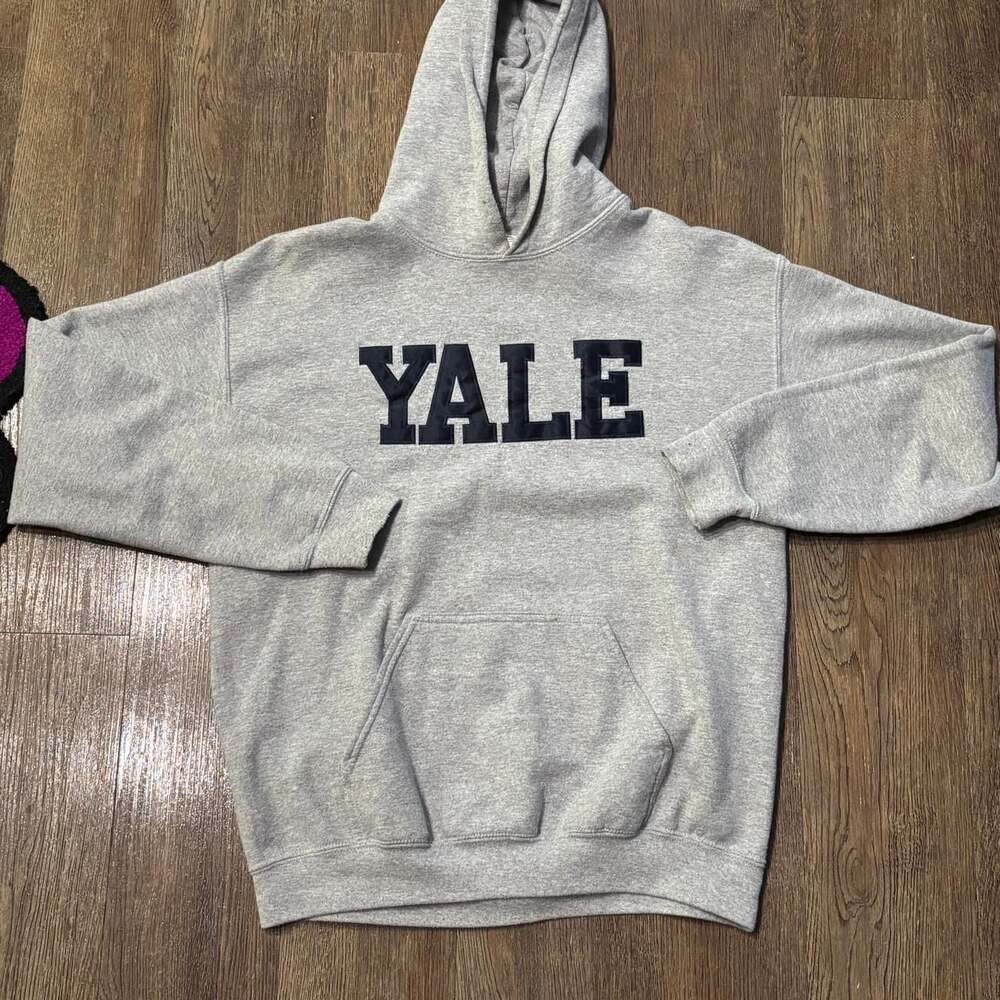 Gildan Yale University Heavy Blend Hoodie